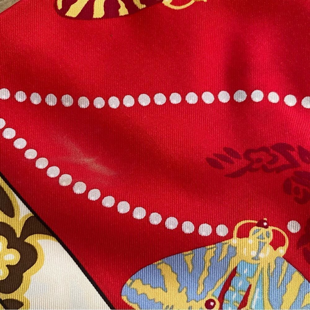 NEW Cartier Paris Red White Silk Crepe Butterflies Moth Square Scarf Shawl - Picture 4 of 12